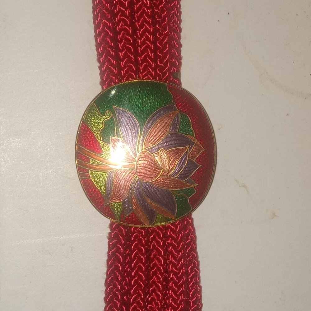 Yen closets Vintage Red Stretch Belt: Floral Cloisonne Buckle, Gold Accents